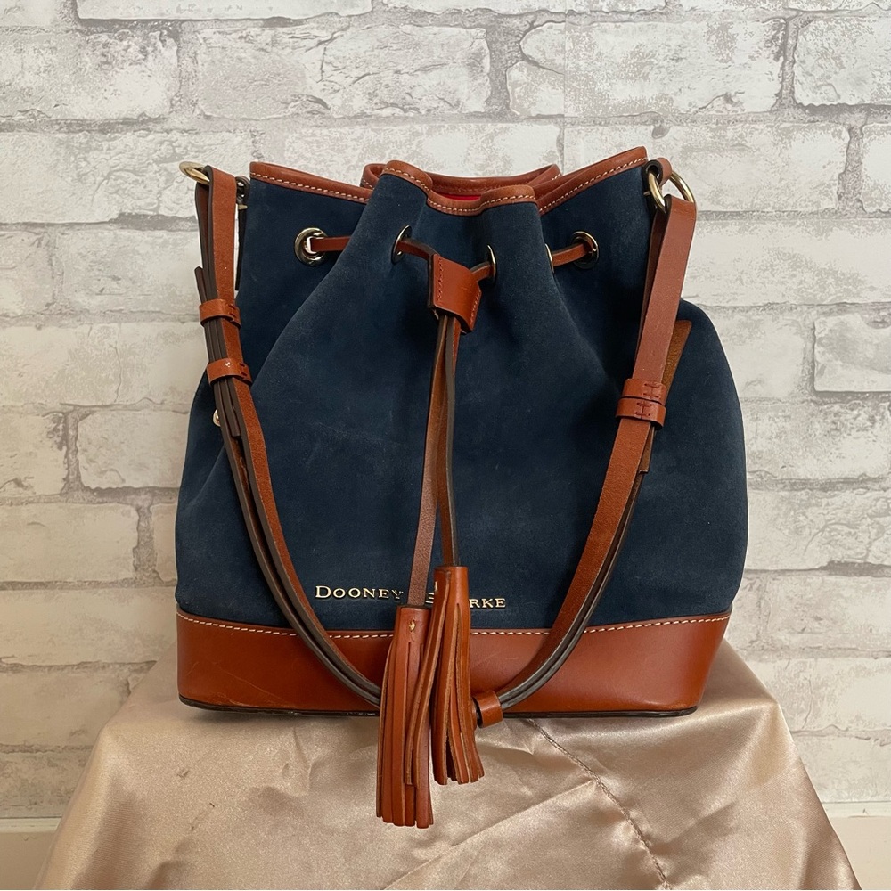 Dooney & Bourke Purse